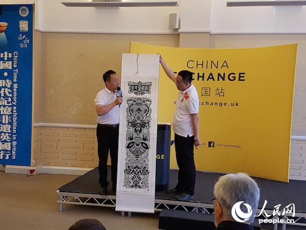 ЇrӛzӢСĻƽڂeУzӰУ